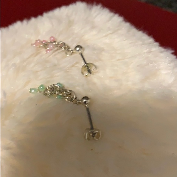Vintage Pink and green pierced earrings - Picture 5 of 9